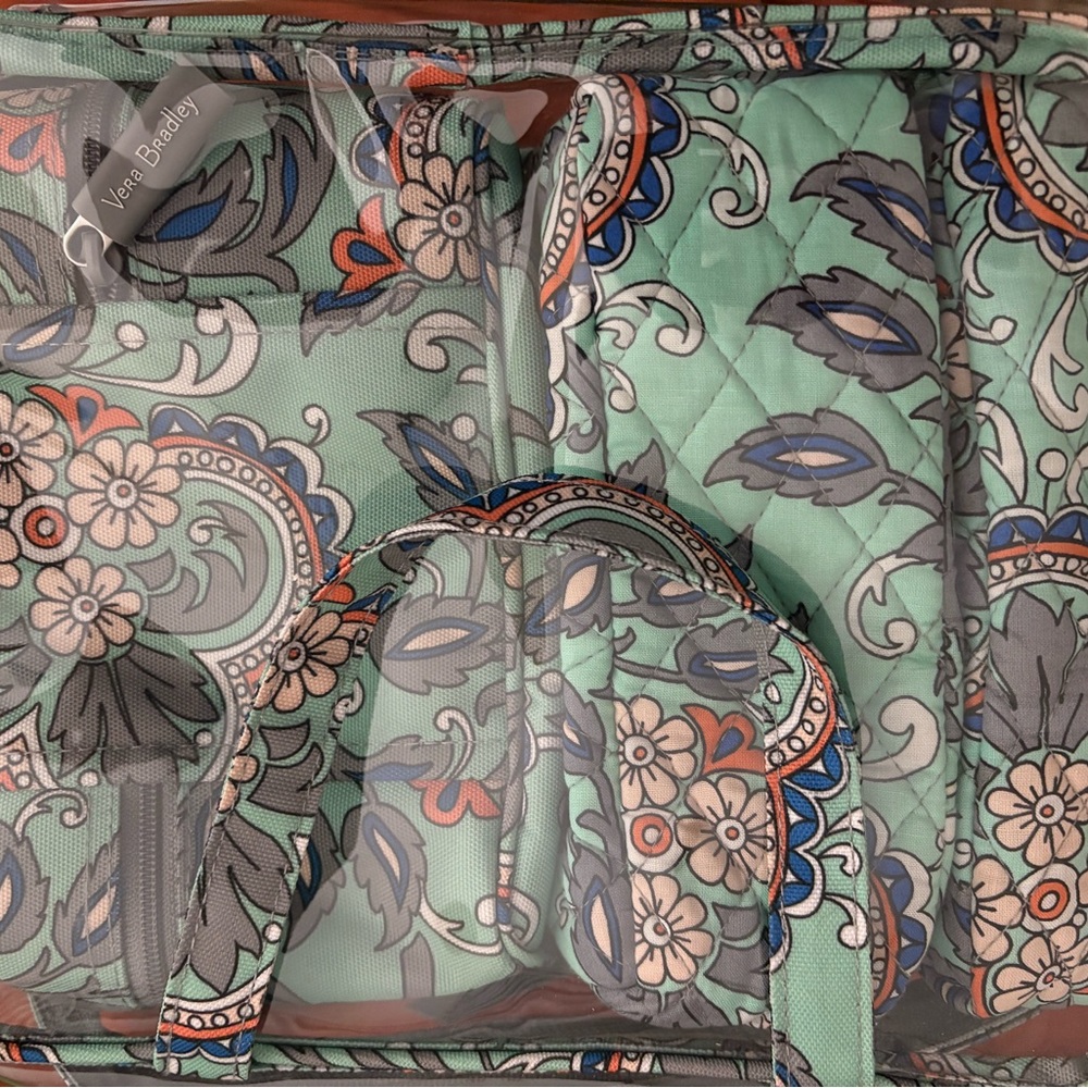 Vera Bradley Fan Flowers Cosmetic Organizer